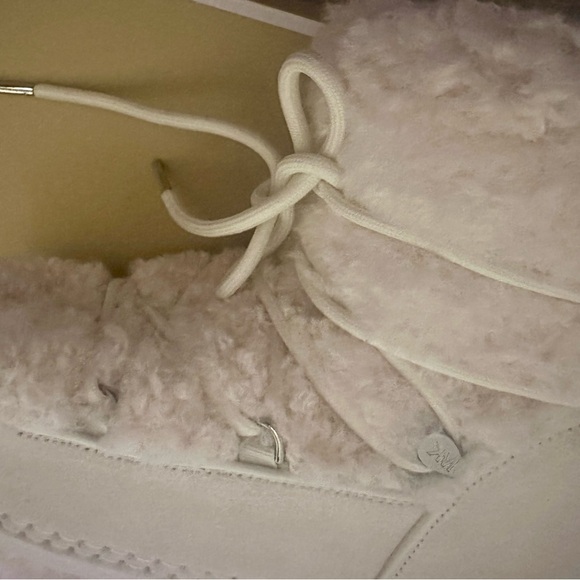 Michael Kors boots Zelda Sherpa US 10 - Picture 4 of 10